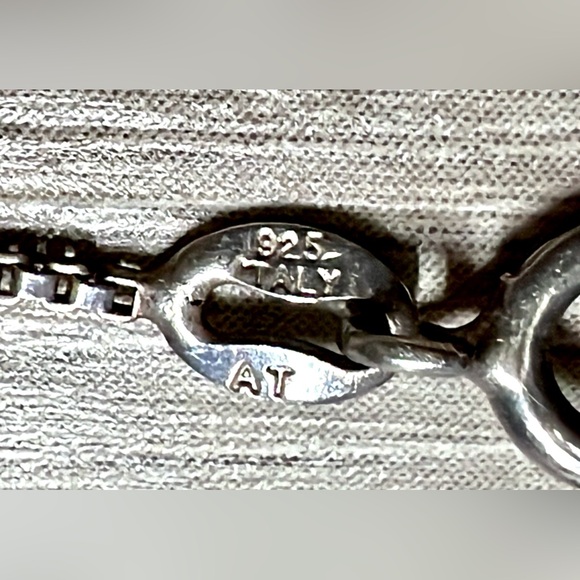 Vintage Designer Sterling Silver 18" Necklace & 3D Noah’s Ark Pendant - Picture 5 of 5